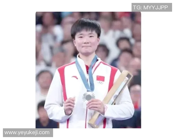 重庆羽毛球队荣登全国羽毛球耐力排行榜首位展现卓越实力与拼搏精神